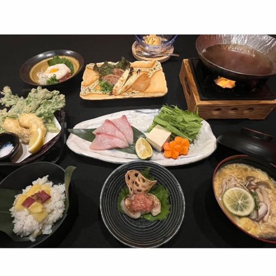 【ホットペッパー限定!!】忘新年会に◎11/1～1/末迄の期間限定!!こだわり8品＋2H[飲放]付5000円