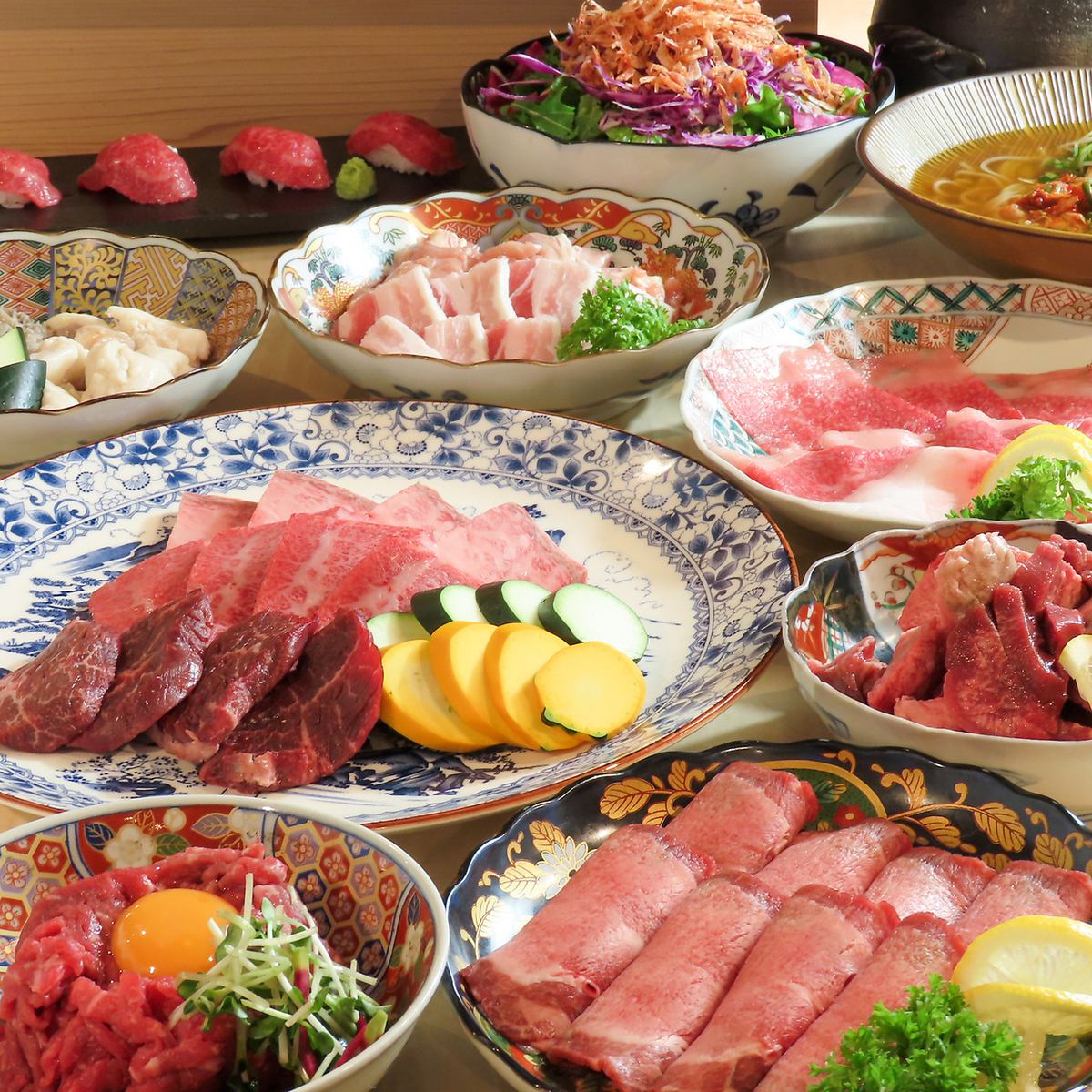 きめ細かなさしと上質な旨味に舌鼓。極上焼肉で乾杯！