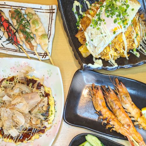 名物は鉄板串と鉄板料理