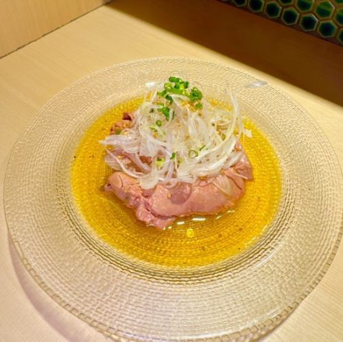 地鶏のレバー刺し