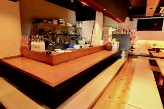 The counter seats also have sunken kotatsu seats, so you can relax.Counter seats with a good atmosphere are recommended for visiting with friends and dates ◎