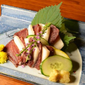 馬刺しの盛り合わせ