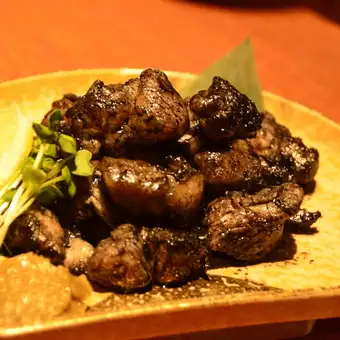 華味鶏の炭火焼き