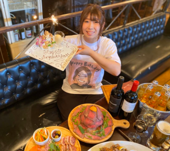 2H飲み放題付き!似顔絵Tシャツとローストビーフタワーでお祝い『想い出記念日コース』全6品