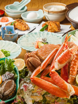 【豪华套餐】鲍鱼牛排、河豚、螃蟹节 10道菜合计22,000日元（含税）