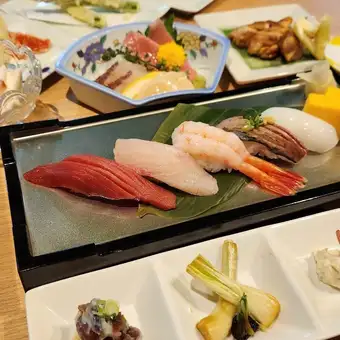 【2時間飲み放題付き！】1日20名様限定！夏の8品激安コース！4,950円