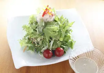 蟹みそたっぷりかにサラダ