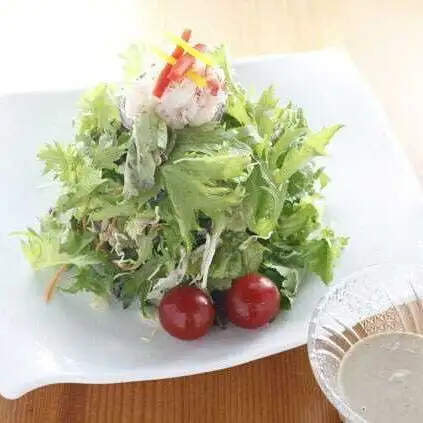 蟹みそたっぷりかにサラダ