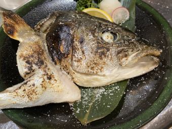 Salt-grilled yellowtail head and sickle