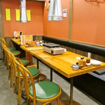 The table can be connected up to 16 people OK ♪ Of course small group ~ OK!