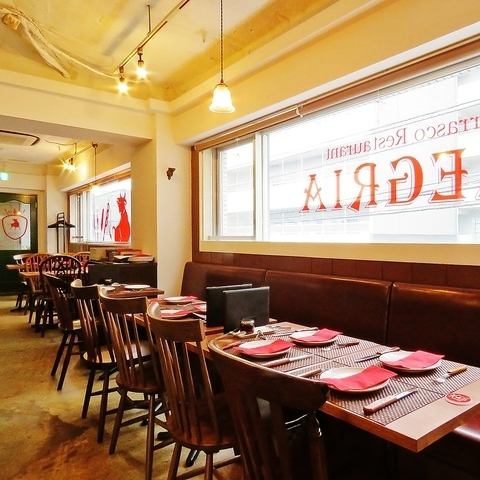适合公司聚会或庆功宴。餐厅也可单独包租。