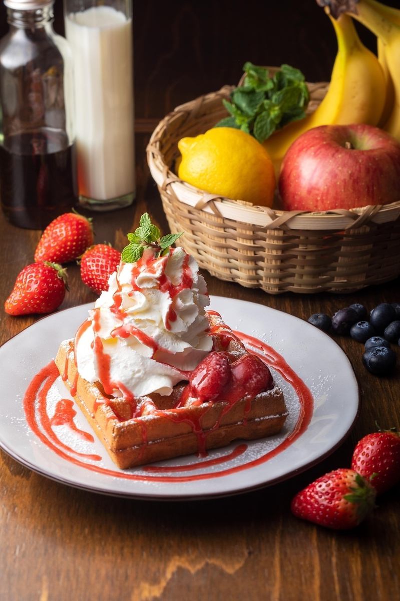 Our most popular ♪ Strawberry sauce is excellent! Strawberry single