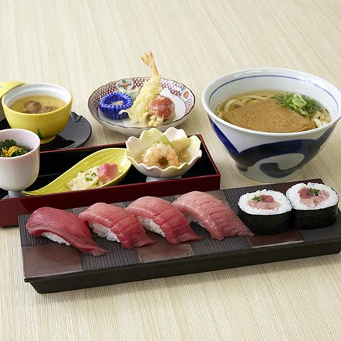 本まぐろにぎり膳　うどん又はそば付