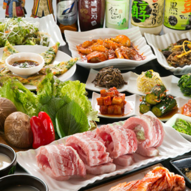本場韓国の味をお楽しみいただけます！一押しはサムギョプサル！