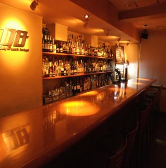 【1 person × 10 seats】 Drinking commitment at the high counter! ◇ You can use it for your anniversary from the use of the other person.