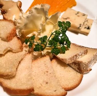 5 kinds of cheese assortment