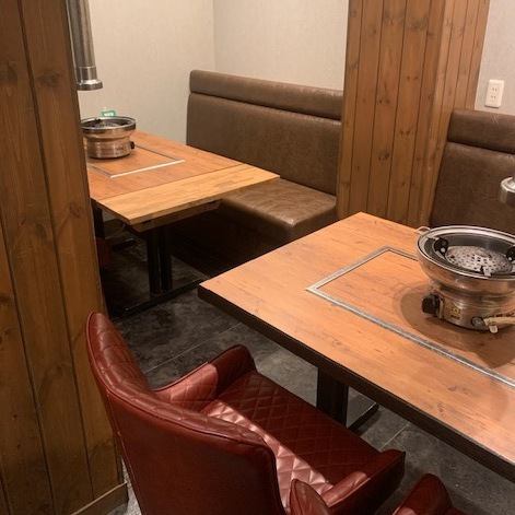 We have table seats for 2 and 4 people.This is a place where you can enjoy your time with family, friends, and co-workers.Be sure to visit the Minamimorimachi store specializing in internal organs.