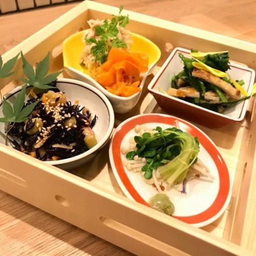所沢駅東口で居酒屋をお探しなら！自慢の若鶏唐揚げを是非ご賞味あれ！《ハイカラトンボ》

暑いですな
熱中症対策バッチリして
今日も
がんばって
いきまっしよ

▼アクセス
西武池袋線・西武新宿線
所沢駅東口 徒歩4分

▼営業時間/定休日
17:00-00:00
(L.O. 料理22:30 ドリンク23:00)

定休日：なし
 

#所沢グルメ
#所沢女子会
#所沢居酒屋
#埼玉グルメ
#所沢ディナー 
#ハイカラトンボ
#西武線グルメ
ミサワでした