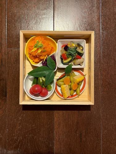 所沢駅東口で居酒屋をお探しなら！自慢の若鶏唐揚げを是非ご賞味あれ！《ハイカラトンボ》

ソラバルで来店された方限定で《名古屋コーチン》の唐揚げをお出ししてます。

おばんざい盛り合わせと一緒に一皿にまとめた
バランスの良い一品になってます。

是非、ソラバルご利用で食べに来てください！

利用されない方も美味しい料理・お酒あるので
食べに来てください！

本日も17時からオープンします。

▼アクセス
西武池袋線・西武新宿線
所沢駅東口 徒歩4分

▼営業時間/定休日
17:00-00:00
(L.O. 料理22:30 ドリンク23:00)

定休日：なし
 

#所沢グルメ
#所沢女子会
#所沢居酒屋
#埼玉グルメ
#所沢ディナー 
#ハイカラトンボ
#西武線グルメ
ゲンタでした