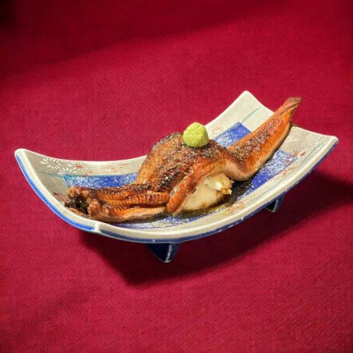 如果您在所泽站东口寻找居酒屋，请务必品尝本店引以为豪的炸小鸡！《Haikara Tombo》

Haikaratonbo 是一家以炸鸡和碳酸饮料为特色的餐厅，但他们的配菜也值得推荐。

每日手工制作的应季家常菜也很受欢迎。

配上炸鸡！

Solaval 也从今天开始开放！

下午 5 点开门。
我们期待您的光临！

▼交通
西武池袋线/西武新宿线
从所泽站东口步行4分钟

▼营业时间/休息日
17:00-00:00
（食物最后点餐时间为 22:30，饮料最后点餐时间为 23:00）

休息日：无


#所泽美食
#所泽女子聚会
#所泽居酒屋
#埼玉美食
#所泽晚餐
＃蜻蜓
#西武线美食
她是 Mariko。