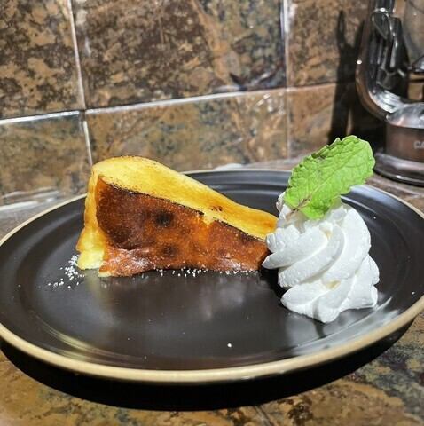 バスクブリュレチーズケーキ
