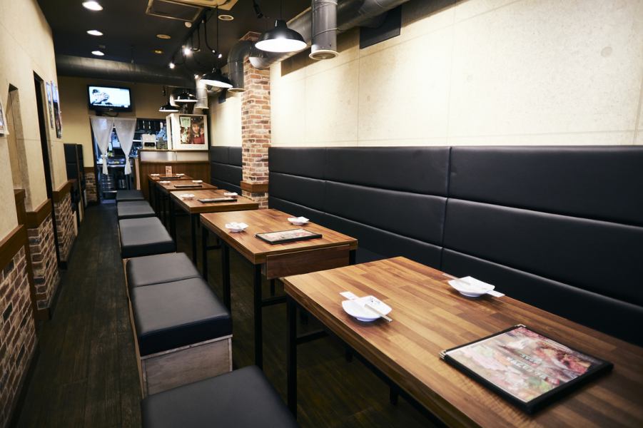 Spacious table seats ♪ The inside of the store is reasonably large, with a strangely calming feeling and excellent comfort.It seems that there are many people who just stay longer ♪