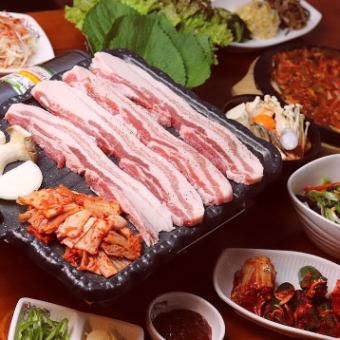 [Exciting course] 2 hours all-you-can-drink included ◎ 8 dishes including samgyeopsal and seafood pancake → 5000 yen (tax included)
