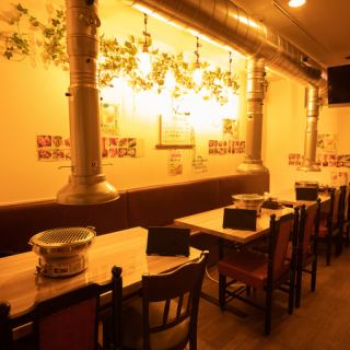 Spacious interior, seats! Please use it for various occasions such as company banquets, girls' night out, family and friends ☆ All the staff are waiting for you to visit us ♪