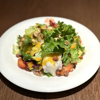 自家製ローストナッツのグリーンサラダ L