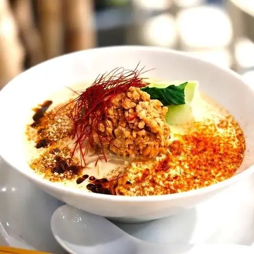 ぶどう山椒香る 元祖 ヴィーガン担々麺 ~カプチーノ仕立て~