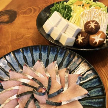 【早鸟特惠:高级海鲜宴套餐(最多40人)12道菜,120分钟畅饮,¥11,000 ⇒ ¥10,000】