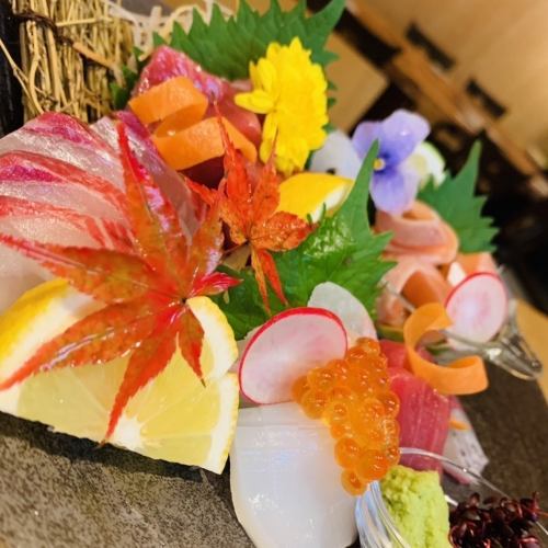 We offer a wide variety of dishes made with fresh seafood from the Seto Inland Sea!