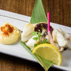 Grilled salted tentacles