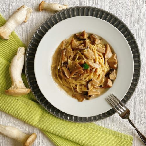 Nagasaki Spaghetti with Rich and Fragrant Porcini Cream