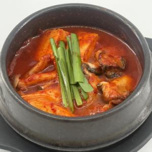 Spicy oyster jjigae