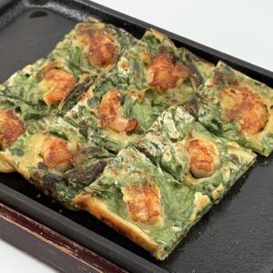 Shungiku and shrimp pancake