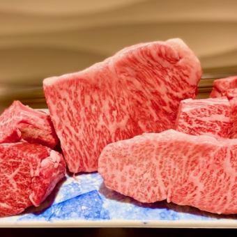 お肉好きの3部位食べ比べ黒毛和牛堪能コース【120g】13600円（税込）