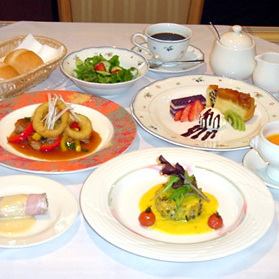 ≪主菜是魚和肉！≫ Dijeune套餐2,800日圓（含稅）