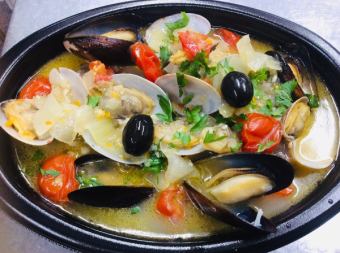 Fresh fish aqua pazza