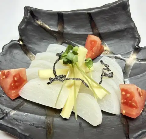 蕪菁乳酪沙拉