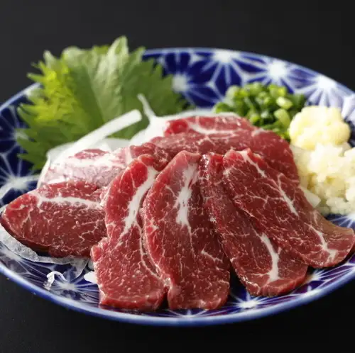 霜降り馬刺し