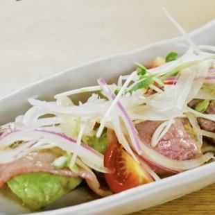 アボカドと和牛もも肉の炙り～わさび醤油で～