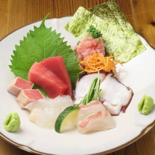 冷凍なし！新鮮本鮪の刺身盛り合わせ7点が驚きのコスパで楽しめる！