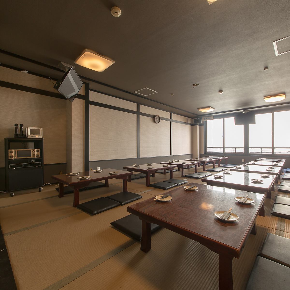 [Private rooms with karaoke available♪] We have a large hall that can be reserved for up to 10 people◎