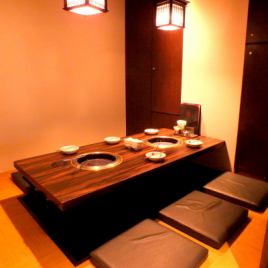 [Popular digging private room] A private room with a calm atmosphere.It is a seat that can be used with full satisfaction even for entertainment and family.How about a yakiniku banquet in a spacious private room ♪ Please stretch your legs and relax.Not only for dinner, but also for lunch ◎