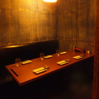 Private room seats are recommended for banquets with like-minded friends! Company banquets and girls-only gatherings are in a fashionable space that doesn't feel like a yakitori restaurant!