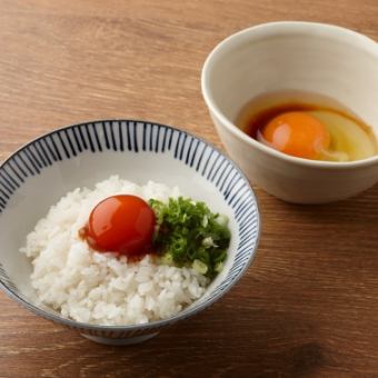まんまる卵で食べるたまごかけごはん