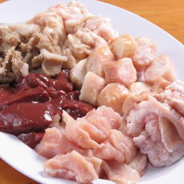 【平日限定】当日OK！豚タンやハラミ・ホルモン6種など全11品＋2時間飲み放題5000円