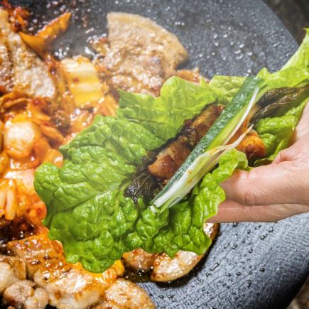 E【チャミスル付き3時間飲み放題】チーズタッカルビ付き！サムギョプサル食べ放題【4980円】