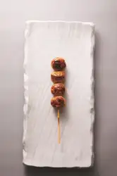 Chicken meatballs (salt or sauce)